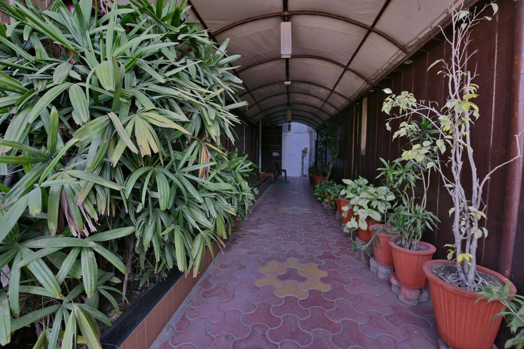 Collection O Diamond And Residences Indore Exterior foto